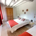 4 Mn De La Et Cabourg, Cheminée, Table De Ping Pong, Balançoire *