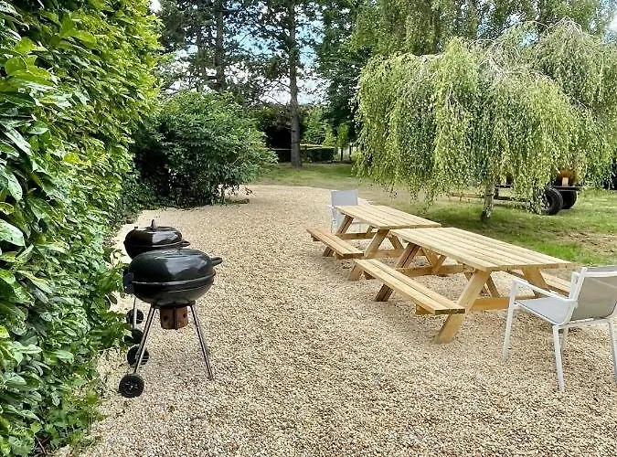 Tatil Evi 4 Mn De La Et Cabourg, Piscine, Cheminee, Table De Ping Pong, Balancoire